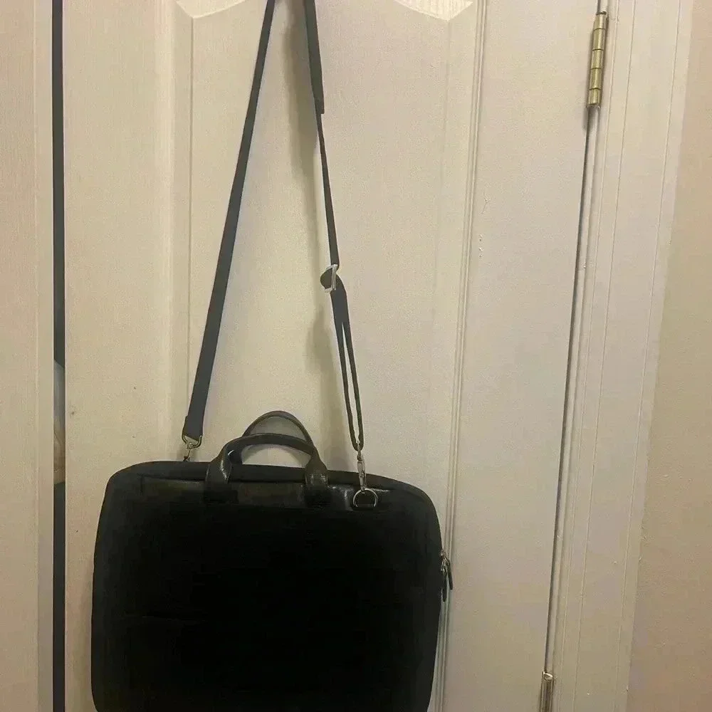 Hobo laptop, backpack,,lightweight, leather straps,handle lots of space
